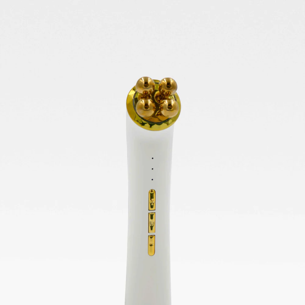 3-in-1 Luxe Microcurrent Under Eye Massager - Image 6