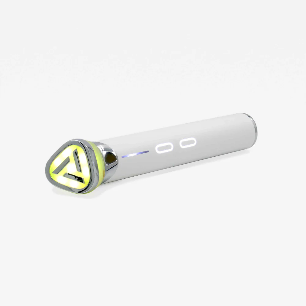 4-in-1 Lumipore Serum Booster Wand - Image 11