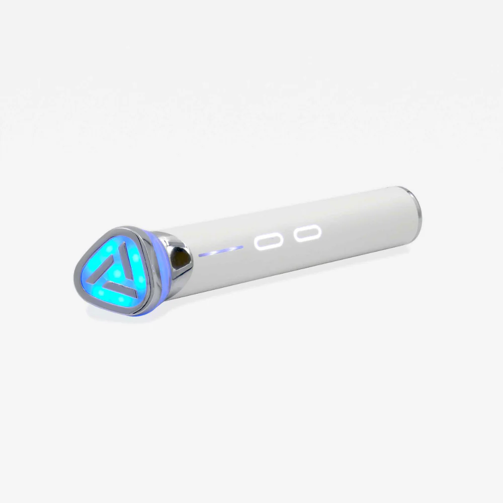 4-in-1 Lumipore Serum Booster Wand - Image 13