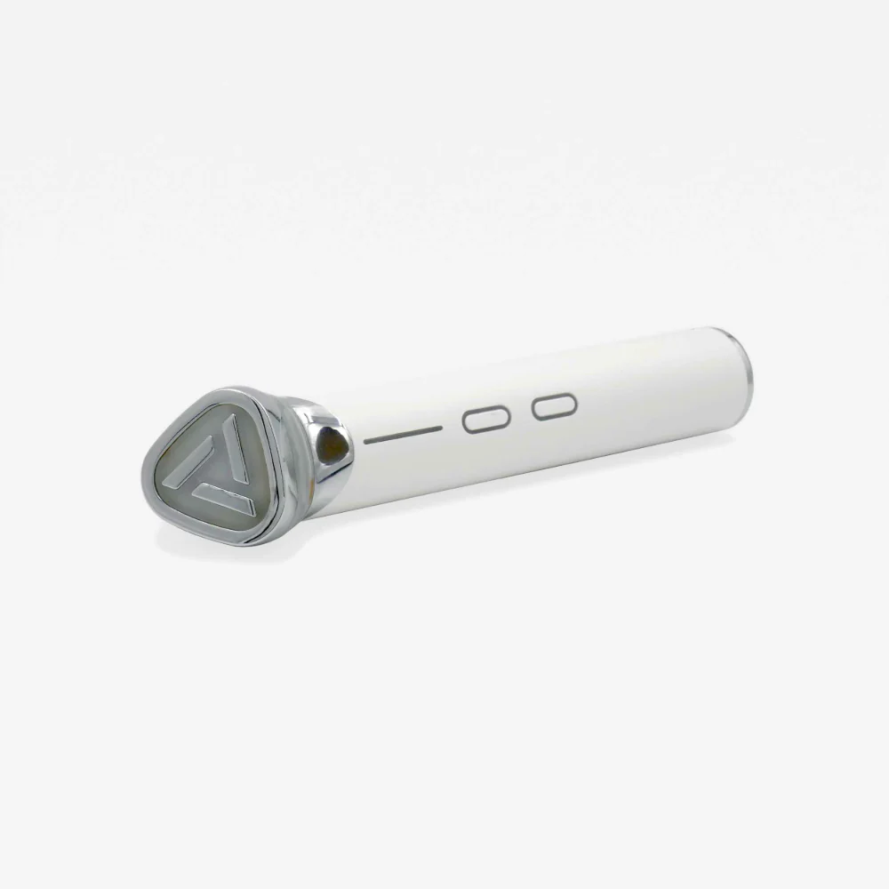 4-in-1 Lumipore Serum Booster Wand - Image 6