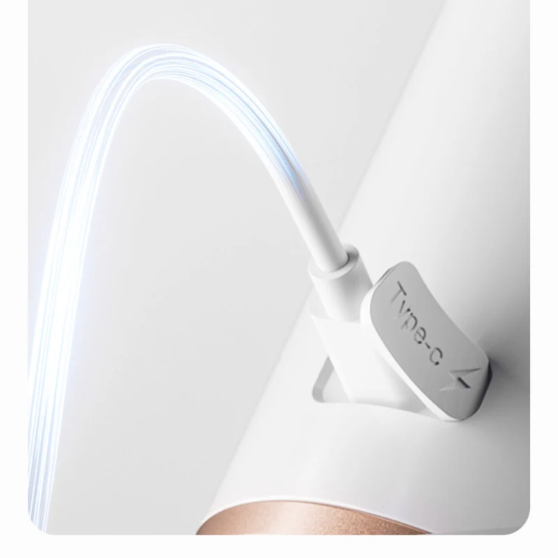 Hydro-Thermal Pore Cleanser for a Gentle, Deep Cleanse - Image 5
