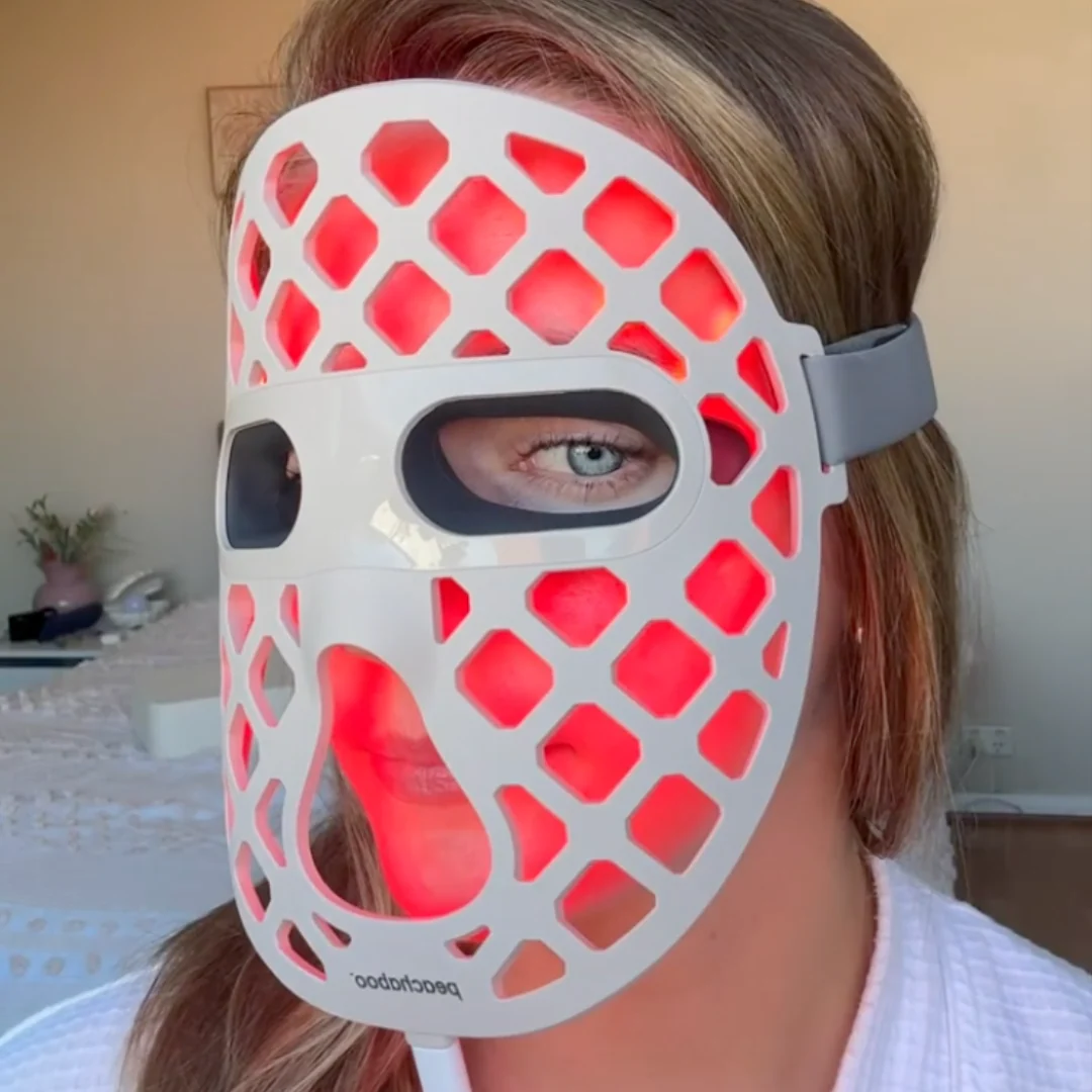 Peachaboo Glo Aurora Silicone LED Light Therapy Mask (with NIR) - Image 7